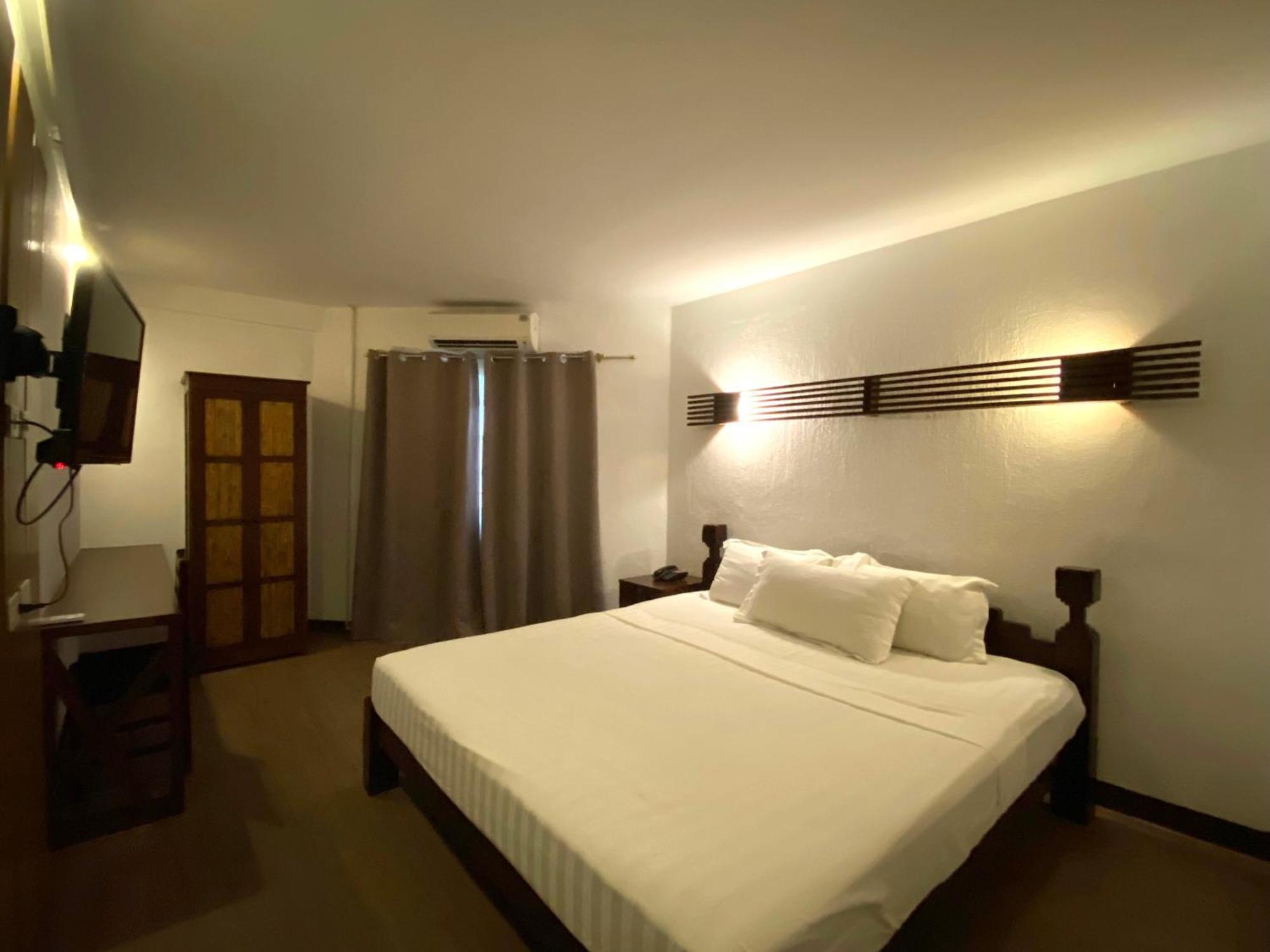 El Puerto Marina Beach Resort & Vacation Club Lingayen Exteriör bild