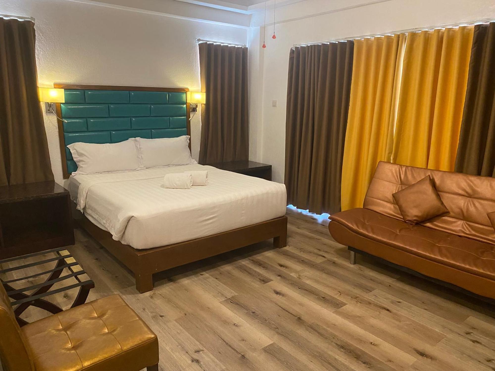 El Puerto Marina Beach Resort & Vacation Club Lingayen Exteriör bild
